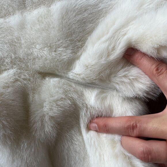 Vintage St. John Faux Fur Vest Jacket Small Off White Gold Buttons Mink - Picture 11 of 12